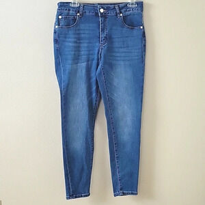 Tahari Chloe Fit Solution Skinny Jeans Denim Essential - Size 10